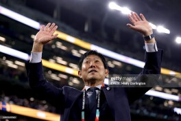 Moriyasu 2027 yilda Yaponiya terma jamoasi bosh murabbiyligini tark etadi. Yangi bosh murabbiy nomi ham ma'lum