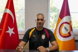 “Paxtakor” sobiq hujumchisi “Galatasaroy” murabbiyi bo'ldi