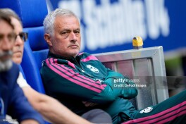 Mourinyu “Real” o'yinida ko'zi ko'kargan holda ko'rinish berdi. Unga nima bo'ldi?