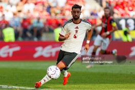Brunu – ESPN talqiniga ko'ra dunyoning eng yaxshi hujumkor yarim himoyachisi. Bellingem – 2, Sherki – 4, Maktominey – 8-o'rinda
