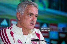 Моуринью: “Қўл остимдаги футболчилардан жуда мамнунман. Кимнингдир кетишини истамайман”