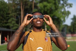"Galatasaroy" Leauga "Aston Villa"dan ikki baravar ko'p maosh taklif qildi, ammo...