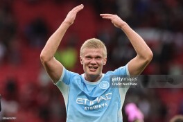 Xoland Manchester derbisi tarixidagi eng yaxshi to'purarga aylandi