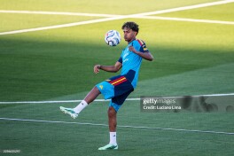 Lamin Yamal: "Men pul uchun emas, futbolni sevganim uchun o'ynayman"