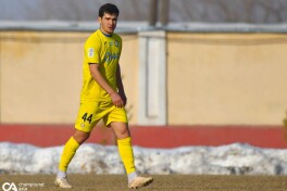 "Surxon" sobiq futbolchisi giyohvand moddalar saqlaganlikda ayblanib hibsga olindi
