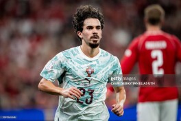 "Ronaldu bilan bog'liq vaziyatdan chalg'iy oldik". Vitinya - Portugaliya terma jamoasining g'alabasi haqida