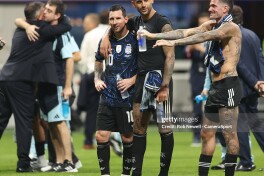 Romero Messi haqida: "U haqiqiy yetakchi edi, lekin hech qachon o'zini boshqalardan ustun qo'ymagan"