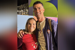 "O'g'limni katta darvozadan emas, orqa eshikdan chiqarib yuborishdi". Ronalduning onasi terma jamoa atrofidagi mashmashalarga munosabat bildirdi