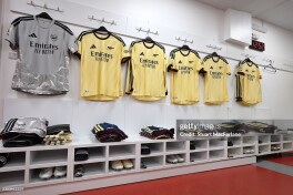 "Nottingem Forest" - "Arsenal". Tarkiblar e'lon qilindi