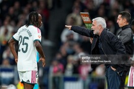 Mourinyo kechagi g'alabadan so'ng nimalar dedi?
