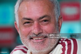 "Zarracha ham hayron qolganim yo'q". Mourinyu - "Betis" va "Barselona" o'yinidagi hakamlik haqida