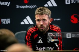 Kerrik matbuot anjumanini olti daqiqalik nutq bilan boshladi: "Manchester Yunayted" mendan ham, har qanday futbolchidan ham buyuk"