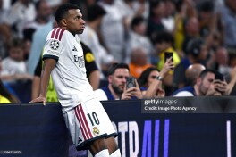 Мбаппе Хитойдаги FC Online ва PES футбол симуляторларидан олиб ташланади