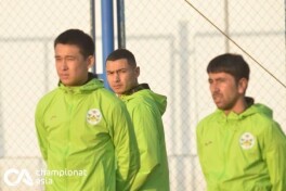 Damir Nizanov “Neftchi” ko'rigida