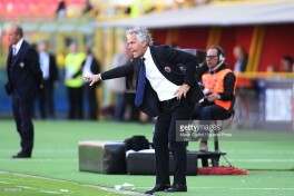 Donadoni mag'lubiyatdan so'ng qo'lini sindirib oldi