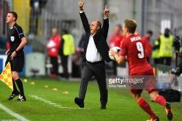 Terim: "Turkiya Evro-2016da yarim finalgacha borishga qodir"