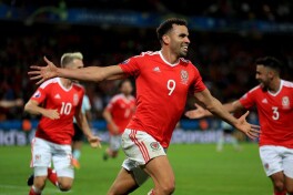 Xel Robson-Kanu: Uels yanada ko'prog'iga munosib