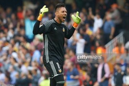 Diego Alves Messiga ruxiy bosim o'tkazmoqchi bo'lganini tan oldi