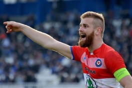"Paxtakor" safida serbiyalik himoyachi ko'rikdan o'tmoqda