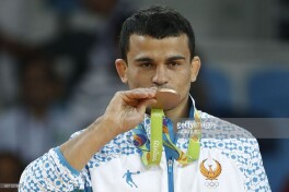 Olamsport: Rishod Sobirov faoliyatini yakunladi, Rio Olimpiadasi sovrindori Top Rank bilan shartnoma imzoladi va boshqa xabarlar